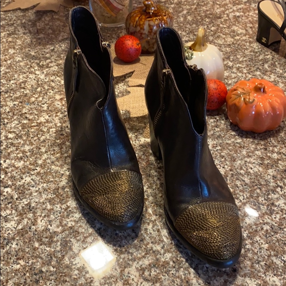 Ducanero Manifattura Italiano brown booties